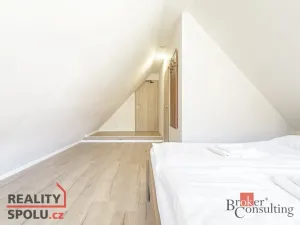 Prodej ubytování, Horní Lhota, 770 m2