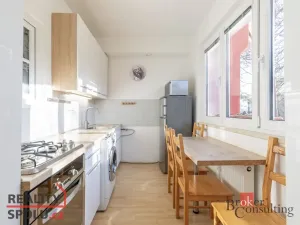 Prodej bytu 3+1, Uherský Brod, Obchodní, 69 m2