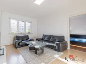 Prodej bytu 3+1, Uherský Brod, Obchodní, 69 m2