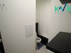 Prodej bytu 3+1, Karlovy Vary, Krušnohorská, 68 m2