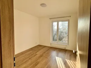 Pronájem bytu 2+kk, Praha - Strašnice, Štěchovická, 50 m2