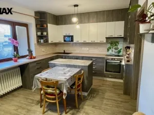 Prodej rodinného domu, Černilov, 248 m2