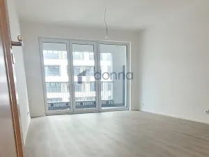 Pronájem bytu 2+kk, Praha, Poděbradská, 57 m2