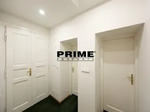 Pronájem bytu 3+1, Praha - Nové Město, Odborů, 87 m2