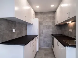 Pronájem bytu 2+kk, Praha - Komořany, Na Komořsku, 43 m2