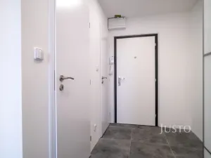 Pronájem bytu 2+kk, Praha - Komořany, Na Komořsku, 43 m2