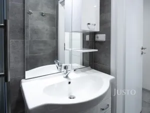 Pronájem bytu 2+kk, Praha - Komořany, Na Komořsku, 43 m2