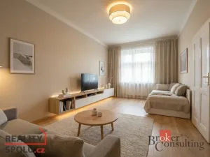 Prodej bytu 2+1, Praha - Libeň, V mezihoří, 74 m2