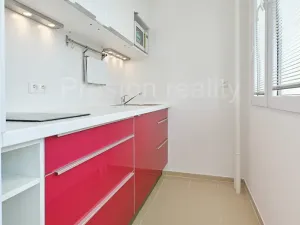 Pronájem bytu 1+kk, Praha - Troja, Písečná, 26 m2