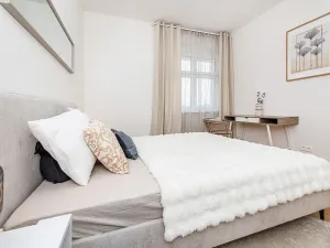 Pronájem bytu 2+kk, Praha - Nusle, U křížku, 50 m2