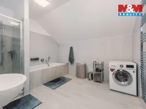 Pronájem bytu 2+kk, Pardubice - Zelené Předměstí, Na Hrádku, 68 m2