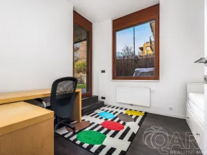 Pronájem bytu 4+kk, Čelákovice, náměstí 5. května, 114 m2