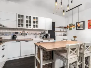 Pronájem bytu 4+kk, Čelákovice, náměstí 5. května, 114 m2