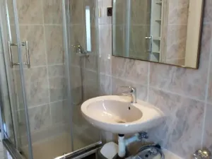 Pronájem bytu 3+kk, Praha, Kladenská, 82 m2