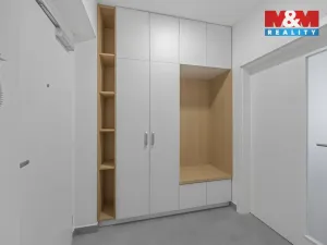 Pronájem bytu 1+kk, Hradec Králové - Nový Hradec Králové, Antonína Petrofa, 32 m2