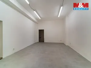 Pronájem obchodního prostoru, Mariánské Lázně, Hlavní třída, 76 m2