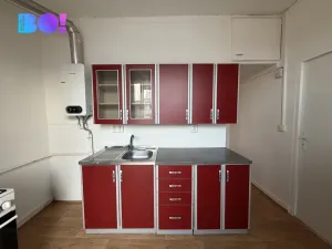 Pronájem bytu 2+1, Třinec, Máchova, 52 m2