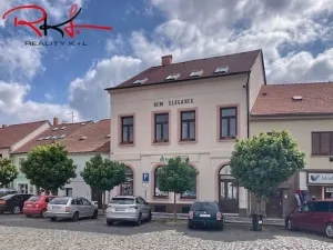 Pronájem kanceláře, Roudnice nad Labem, Husovo náměstí, 101 m2