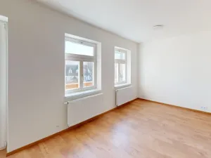 Pronájem bytu 1+kk, Praha - Břevnov, Na Petynce, 35 m2