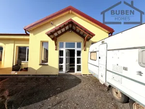 Prodej obchodního prostoru, Planá, 1200 m2