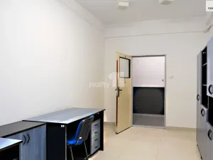 Pronájem kanceláře, Ledeč nad Sázavou, Podolí, 14 m2