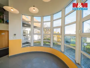 Pronájem výrobních prostor, Žďár, 1089 m2