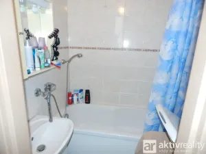 Prodej bytu 2+1, Litvínov - Horní Litvínov, Valdštejnská, 52 m2