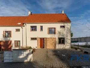 Prodej rodinného domu, Zásmuky, Za Tofou, 143 m2