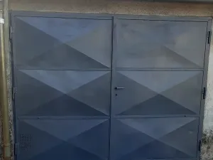 Pronájem garáže, Hradec Králové, 20 m2