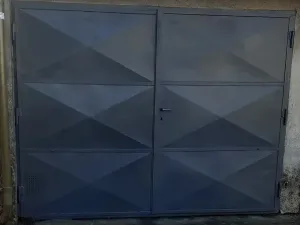 Pronájem garáže, Hradec Králové, 20 m2