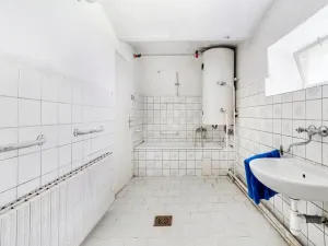 Prodej zemědělského objektu, Krasonice, 730 m2