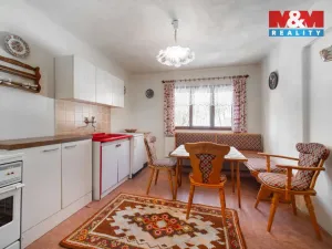 Prodej rodinného domu, Žampach, 365 m2