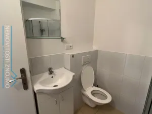 Pronájem bytu 2+kk, Znojmo, nám. Kpt. Otm. Chlupa, 42 m2