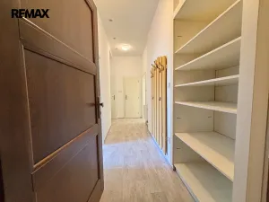 Pronájem bytu 3+kk, Praha - Záběhlice, U mlýna, 76 m2