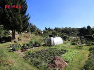 Prodej zahrady, Kamenice, 1533 m2