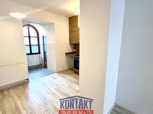 Pronájem bytu 1+kk, Jindřichův Hradec, Kostelní, 36 m2