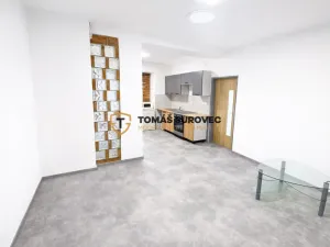 Pronájem kanceláře, Valašské Klobouky, Nádražní, 64 m2