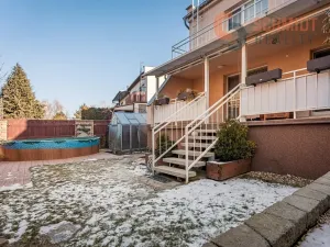 Prodej rodinného domu, Hustopeče, U Větrolamu, 300 m2