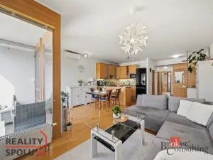 Prodej bytu 3+kk, Hradec Králové, Pouchovská, 84 m2