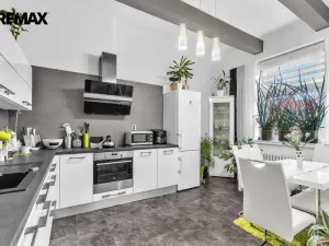 Prodej bytu 3+1, Hradec Králové, Čelakovského, 102 m2