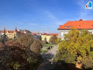 Pronájem bytu 4+1, Plzeň, náměstí T. G. Masaryka, 120 m2