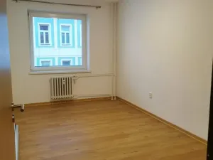 Pronájem bytu 2+kk, Hradec Králové - Pražské Předměstí, Dukelská třída, 54 m2