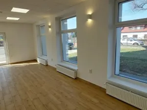 Pronájem kanceláře, Valašské Meziříčí - Krásno nad Bečvou, Hranická, 39 m2