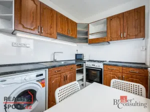 Prodej bytu 3+1, Olomouc - Neředín, Karafiátová, 73 m2