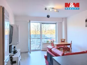 Pronájem bytu 2+kk, Ostrov, Severní, 56 m2