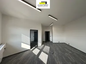 Pronájem kanceláře, Nupaky, Komerční, 230 m2