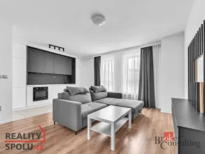 Pronájem bytu 2+kk, Hradec Králové - Kukleny, Pražská třída, 52 m2