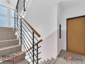 Pronájem bytu 2+kk, Hradec Králové - Kukleny, Pražská třída, 52 m2