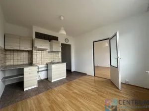 Pronájem bytu 2+kk, Jablonec nad Nisou, Lužická, 35 m2