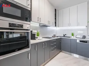 Prodej bytu 1+kk, Praha - Letňany, Miroslava Hajna, 50 m2